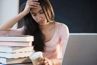 娱乐吃瓜酱女生熬夜,娱乐吃瓜酱女生的生活日常  第1张